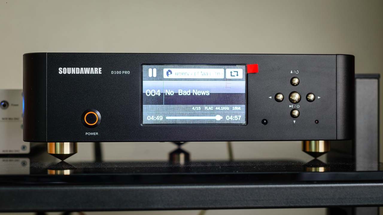 D100. Soundaware d100 Pro Deluxe. Soundaware d100 Pro Deluxe-Femto. Сетевой аудиоплеер Soundaware d200. Soundaware d100 Pro Deluxe пульт.