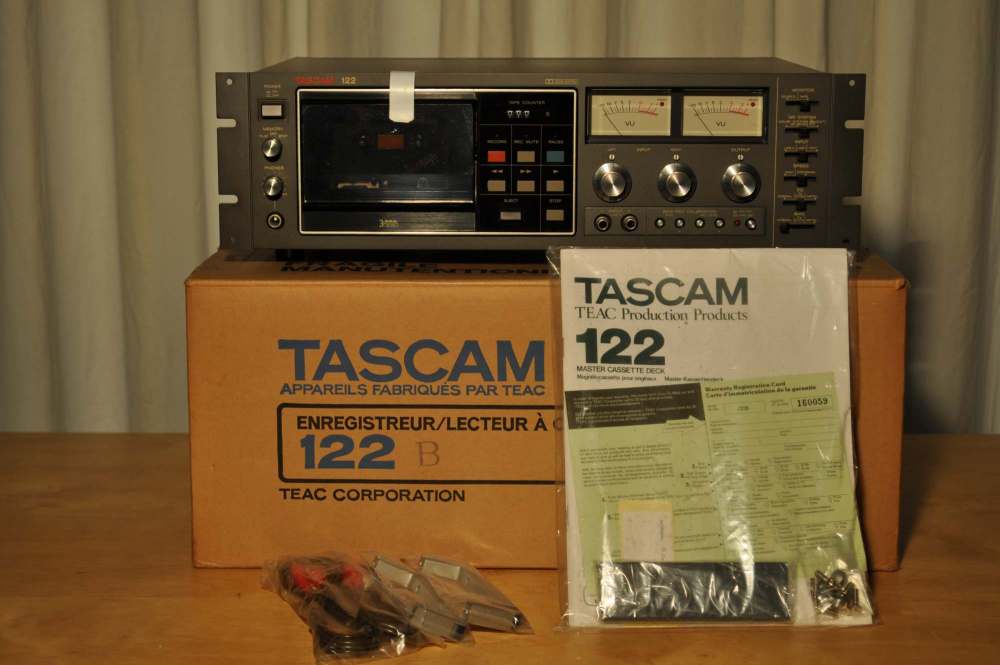 tascam-122-195004.jpg