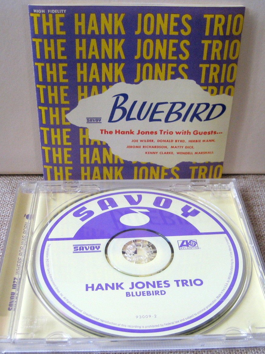 H.Jones_bluebird.jpg.6ac4145de5907b8660c0ff59b4bca592.jpg