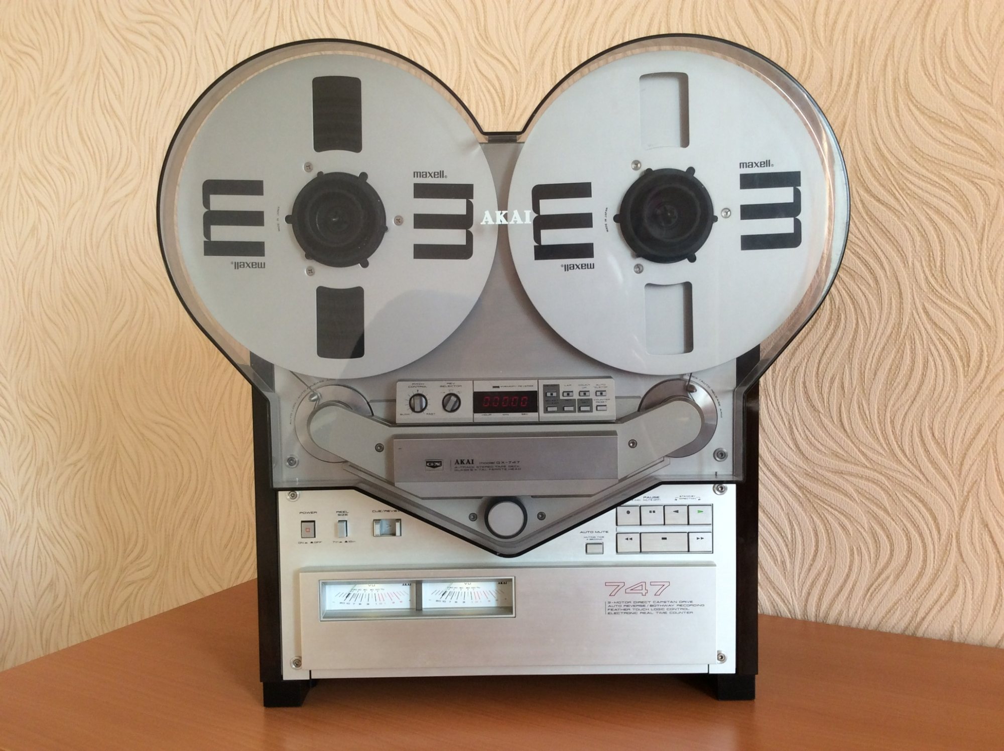 Akai gx. Akai GX-747. Акай GX 747. Катушечник Akai 747. Магнитофон Акай 747.