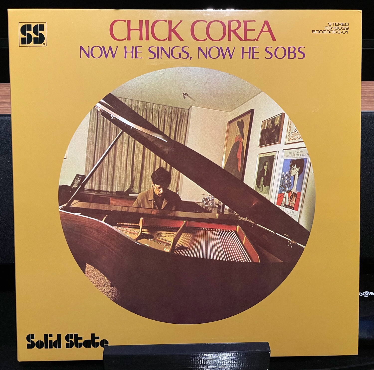 Every at 7 o clock monday. Eva cassidy - fields of gold альбом. стих про части тела на английском. Listen he sings.