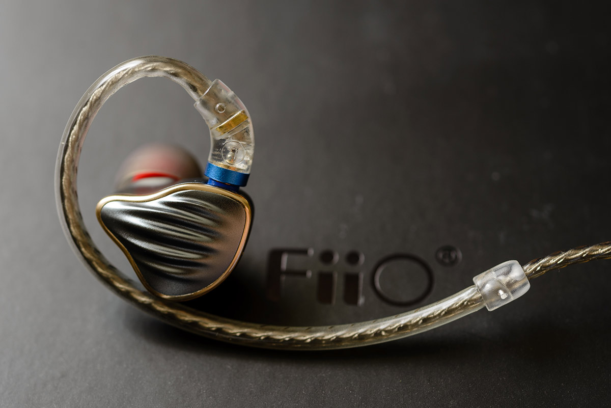 Fiio fh9 black. FIIO fh5 Black. FIIO fh5 (черный). FIIO fh5 АЧХ. Наушники FIIO fh9.